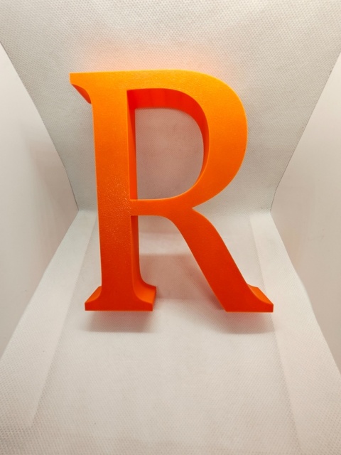 Personalizowana literka 3D 30 cm z imieniem i dekoracjami | Piórko3D